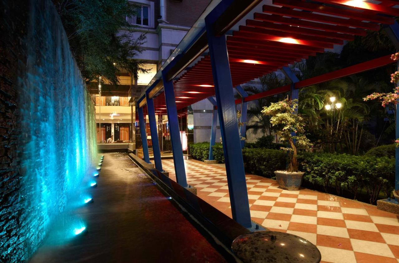 Hualien Charming City Hotel Ngoại thất bức ảnh